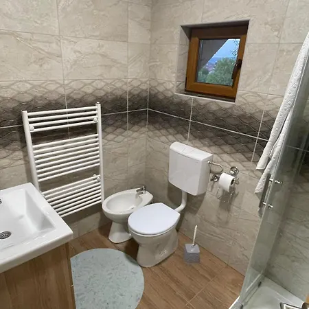 Апартаменты Edina