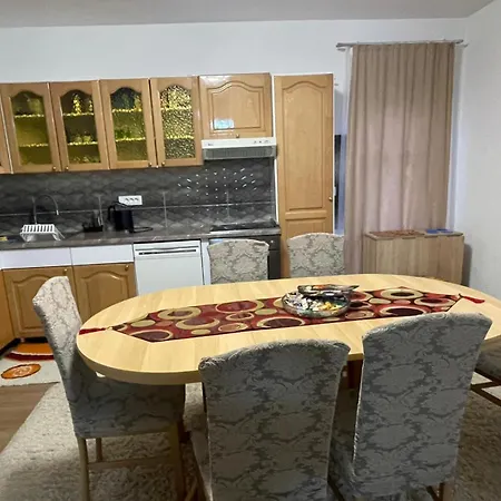 Edina Апартаменты